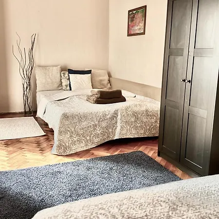 Vaci Corso
