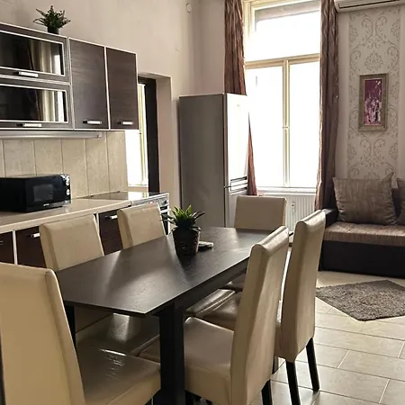 Vaci Corso Apartament